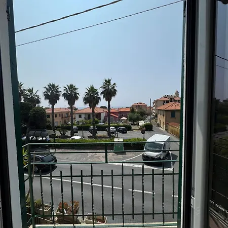 아파트 Casa Delle Strelizie