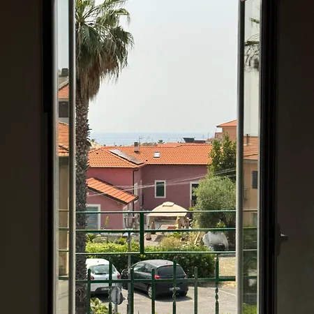 아파트 Casa Delle Strelizie *